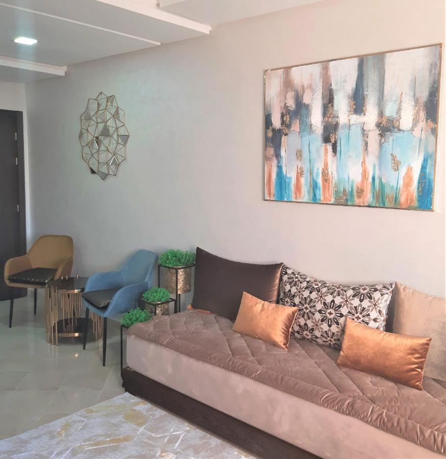 Appartement Pour Familles En Residence Avec Piscine Et Wifi Marrakesh Bagian luar foto