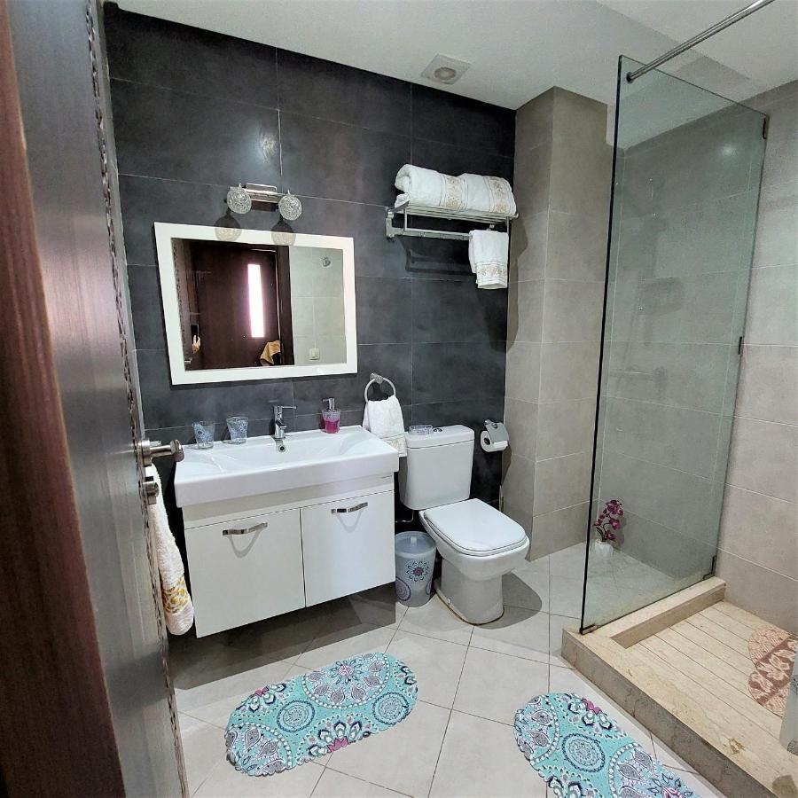 Appartement Pour Familles En Residence Avec Piscine Et Wifi Marrakesh Bagian luar foto